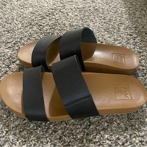 Black Reef Sandals size 7.5
